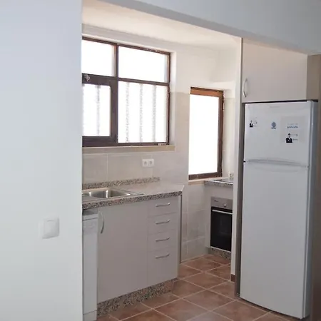 Apartment Com 3 Quartos A 250 Metros